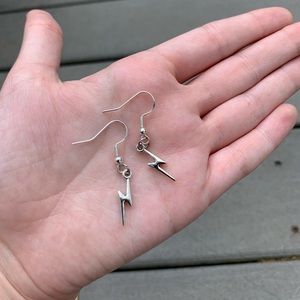 NEW SILVER LIGHTNING BOLT EARRINGS TRENDY
